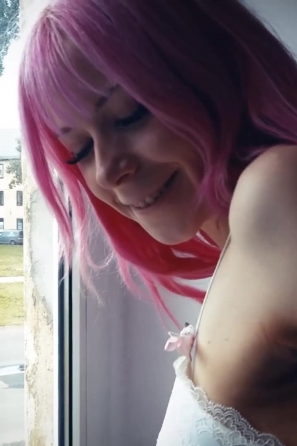 2023-06-17-cosplay-pink-hair-girl-Lilly-in-white-stockings-video