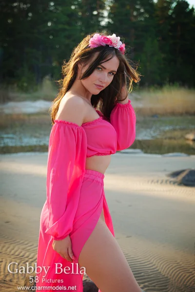 A Pink Horizon with Gabby Bella